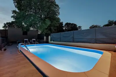 Image de Maison à Drniš avec Piscine et Etnoland
