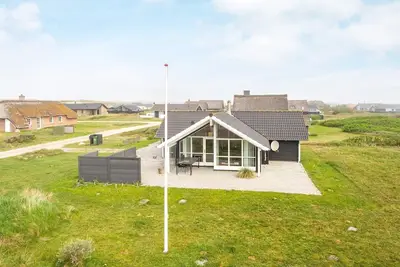 Image de Maison de vacances pour 7 a Harboøre-By Traum