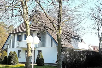 Image de Forêt claire près de l'appartement dans le parc de chênes Prerow, 2 pers. , Wlan, balcon orienté sud-ouest