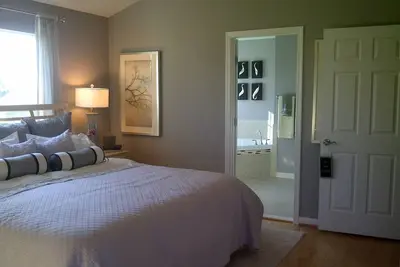 Image de Logement / relocalisation d'entreprise. LongTermStay / 30DaysMin. Restez requis.