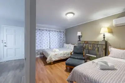 Image de 5br House | Downtown Redwood City | 10mins to Stanford/Palo Alto | Parking