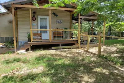 Image de Petite maison de lac / cabane de poisson s'évader