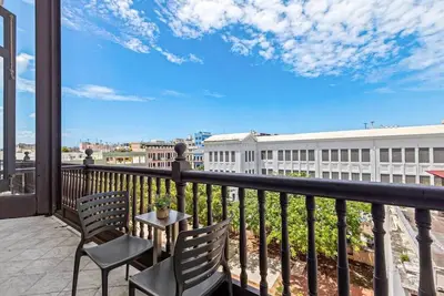 Image de Suite Balcon<br> Superbe 1 chambre dans le vieux San Juan