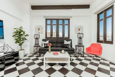 Image de Mario's Old San Juan Flat<br> 1 chambre dans le meilleur emplacement dans le vieux San Juan avec vue sur la Plaza