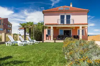 Image de Belle maison en bord de mer pour 12 personnes