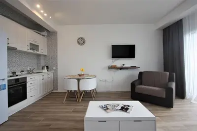 Image de Studio confortable dans le village de Rafailovici.