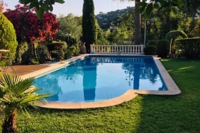Image de Villa de charme climatisée à 400m des plages - grande piscine - 6 personnes Wifi