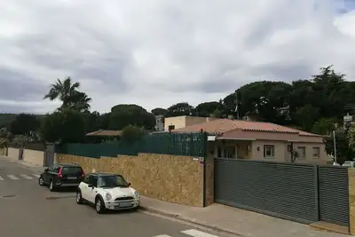 Image de Grande maison avec jardin privé \/ piscine à 1500 mètres de la mer (Playa de Aro)
