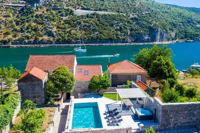 Image de Villa au bord de l'eau près de Dubrovnik