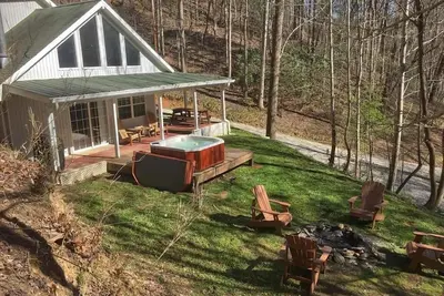 Image de Rocky Creek Cottage-Watershed Cabins-Près des activités de plein air