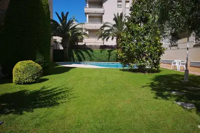 Image de Spectaculaire 1ère ligne rez-de-chaussée. Piscine - WiFi-terrasses-vues
