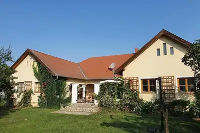Image de Maison de vacances LĂłcs pour 1 - 7 personnes avec 4 chambres Ă coucher - Maison de vacances