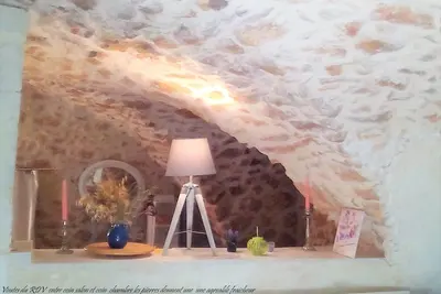 Image de Aix 20km Appart\/Rdc Provence Bergerie Loft, Voutes jardin. 10km Iter-Cea
