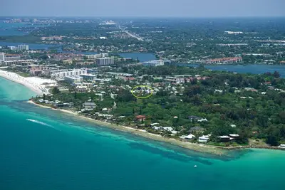 Image de Belle Casita rénovée. Seulement 4 minutes à pied de la plage n ° 1 aux Etats-Unis