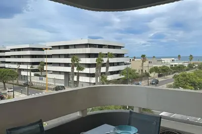 Image de Superbe appartement 150 m de la plage avec parking privé 4b237