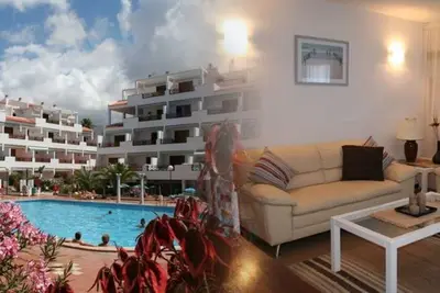 Image de Victoria Court, appartement une chambre, balcon sud, pour 4 personnes
