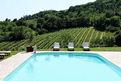 Incroyable ferme en pierre à quelques km de Volterra