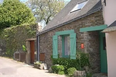 Image de Les locations du puits au pied du chateau de Rochefort