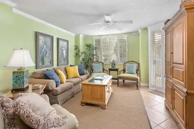 Bienvenue chez 300 North Breakers!