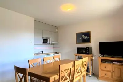 Image de Chalet mitoyen 3 pièces 7 personnes avec piscine et sauna - Résidence Les Flocons du Soleil