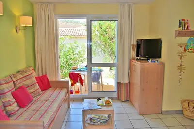 Image de Appartement avec Vue sur la Mer, à 500m de la Plage | Piscine sur place!