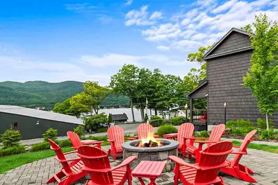 Image de Lake George Lodges - Au coeur du village de Lake George