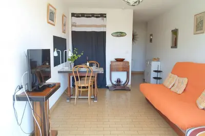 Image de Studio lumineux proche du centre ville de Balaruc-les-Bains, à 10 min des Thermes, avec terrasse