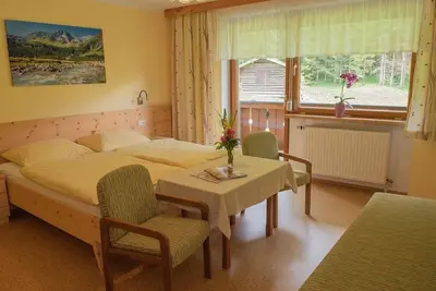 Chambre double avec douche, Wc - Lindenhof **, pension