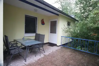 Image de Bungalow de pêche américain avec chaloupe, à seulement 2 minutes de Müritz