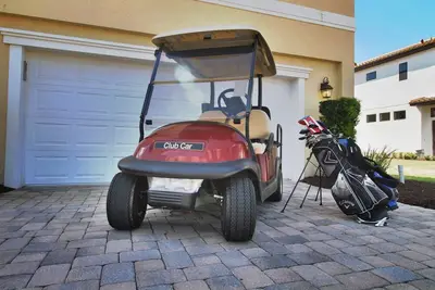 Image de Gut Remodel Pool Home in Beautiful High End Luxury Disney Area Resort.