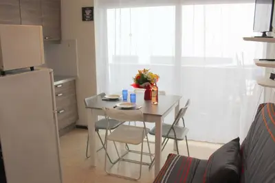 Image de À deux pas des Thermes, appartement cosy avec balcon et tous équipements