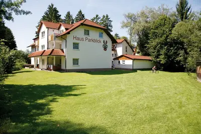 Appartement 3 pièces d'environ 75m² - vue sur le parc au spa