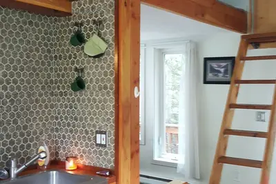 Image de Alaska Cannabis Friendly Treehouse