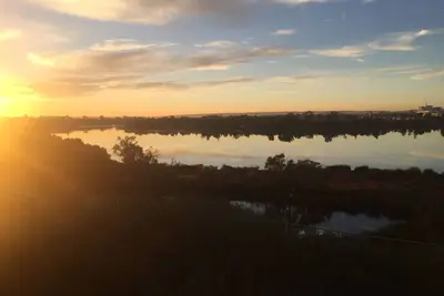 Image de Vues ininterrompues sur le fleuve Swan - Séjour exécutif près du stade Optus