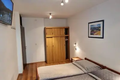 Apartments Cerin