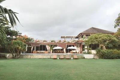 Luxe privé 3br avec grande piscine @ Villa Vys - Près de la plage de Canggu