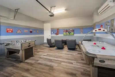 Image de Ec209- Villa contemporaine de 5 chambres à coucher