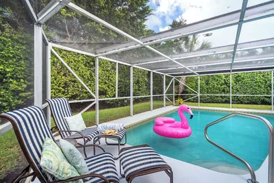 Image de Singer Island Home avec piscine, Ă 5 miles de la plage!