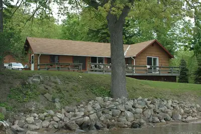 Image de Heart Bay sur le lac George - Cottage 2 chambres, quai privé