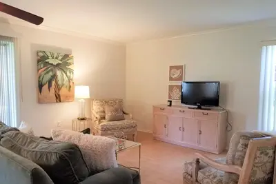 Villa confortable et propre à Gulf Gate Gardens
