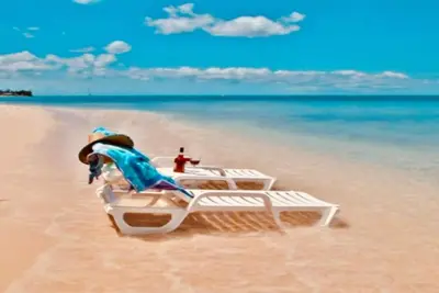 Image de Beach Pavillion At James Bay (2, 1 chambre)
