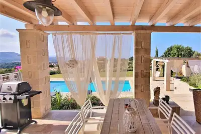 Image de Villa Dionysos, villa de luxe avec des vues fantastiques sur un grand terrain