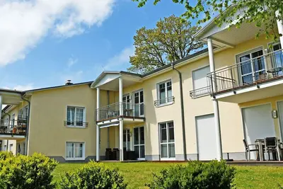 Image de Appartement Ostseebad Göhren avec vue sur le lac