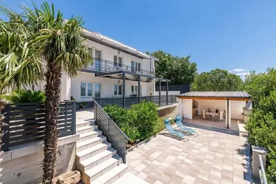 Image de Appartement de vacances Povile pour 2 - 8 personnes avec 3 chambres Ă coucher - Appartement de vacan