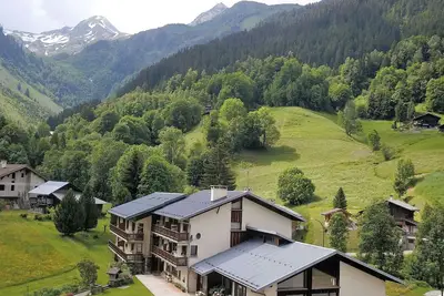 Image de Appartement 5 pers. 2 étoiles au pied des pistes, Arêches-Beaufort, 36m², parking, proche randonnée