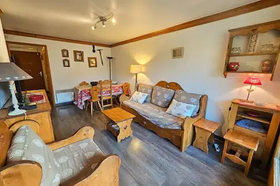 Image de Appartement confort 5 pers. Les Menuires avec balcon, casiers Ă skis, 2 chambres