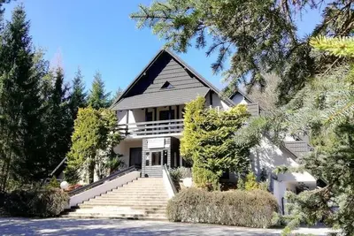 Image de Prenočišča Mraz *** Chambre Classique avec lits jumeaux, salle de bains privée, balcon, vue sur les collines