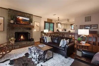 Image de Blowing Rock, Chetola Resort Rénové condo de montagne chic - marcher jusqu'à la ville!