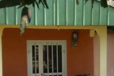 Image de Bungalow Premium  2 chambres Douche-Vue Jardin Accès Piscine Plage Wifi