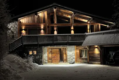 Image de Grand Chalet Combloux \/ Megève avec vue exceptionnelle sur le Mont-Blanc